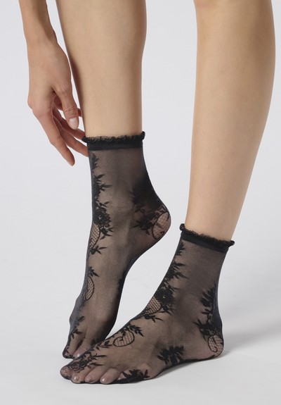Feinsöckchen mit elegantem, floralem Spitzenmuster von Oroblu, schwarz Feinsöckchen mit elegantem, floralem Spitzenmuster von Oroblu, schwarz