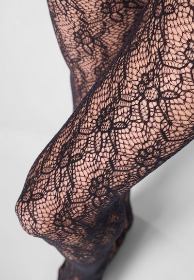 Nahtlose Netzstrumpfhose mit einem eleganten Blumenmuster von Oroblu, schwarz, Gr. S/M