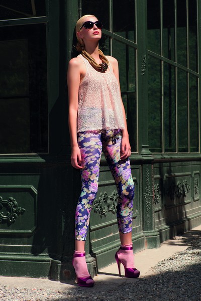 Exclusive Leggings mit buntem, blumigem Muster Flowery von Trasparenze